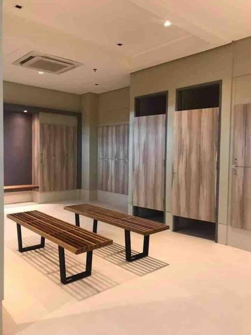 Studio At Viceroy T4 Florence Way Manila Luaran gambar