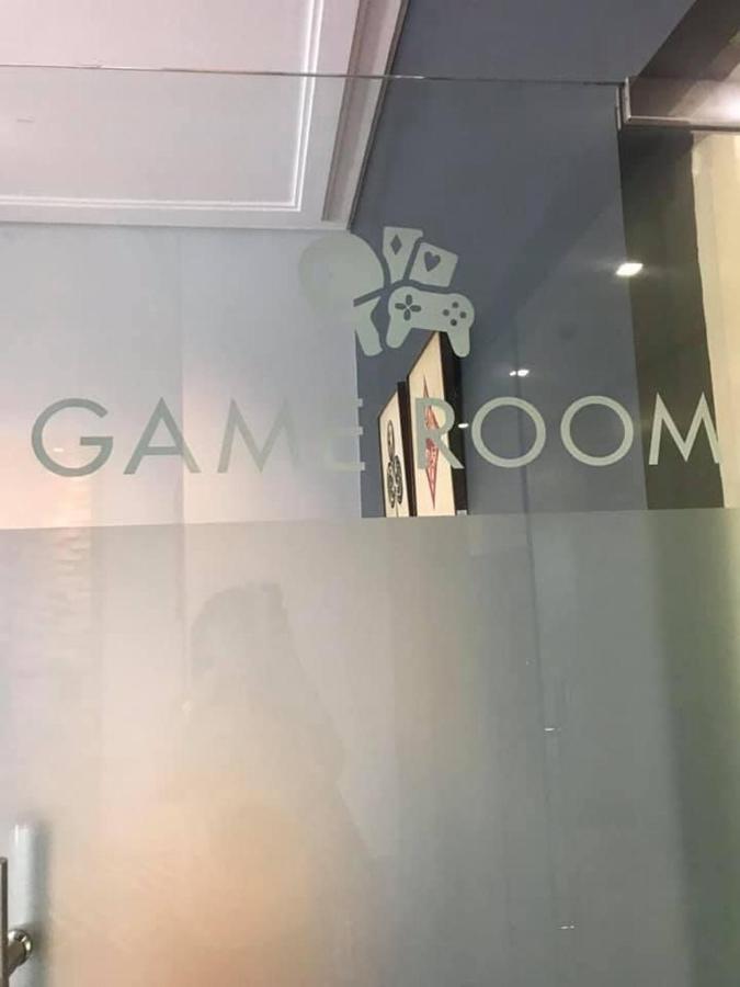Studio At Viceroy T4 Florence Way Manila Luaran gambar