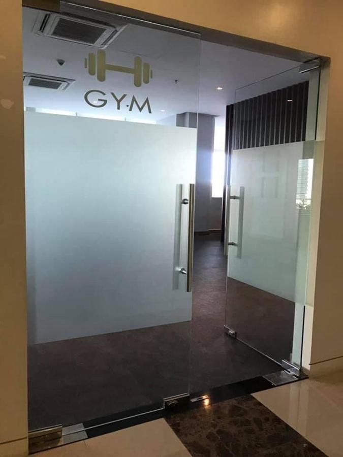 Studio At Viceroy T4 Florence Way Manila Luaran gambar
