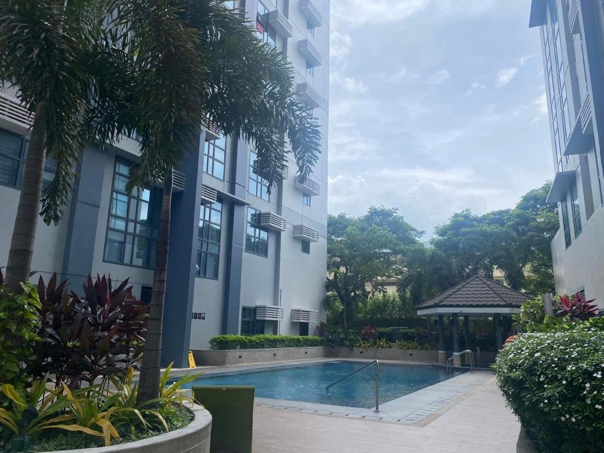 Studio At Viceroy T4 Florence Way Manila Luaran gambar