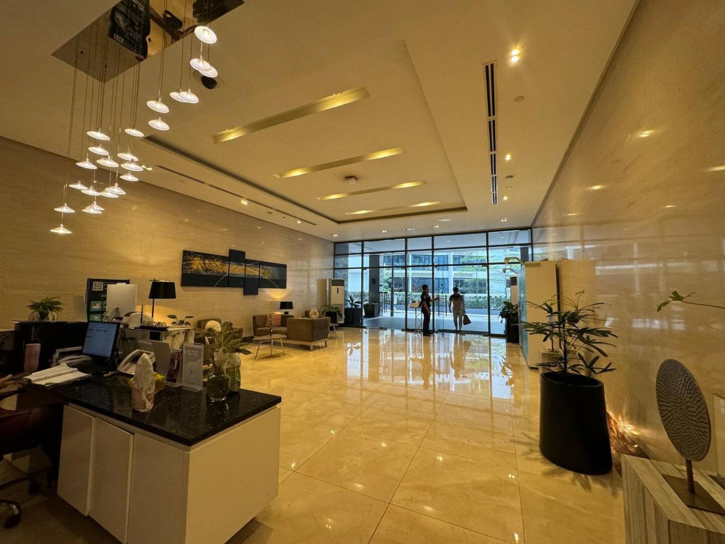 Studio At Viceroy T4 Florence Way Manila Luaran gambar