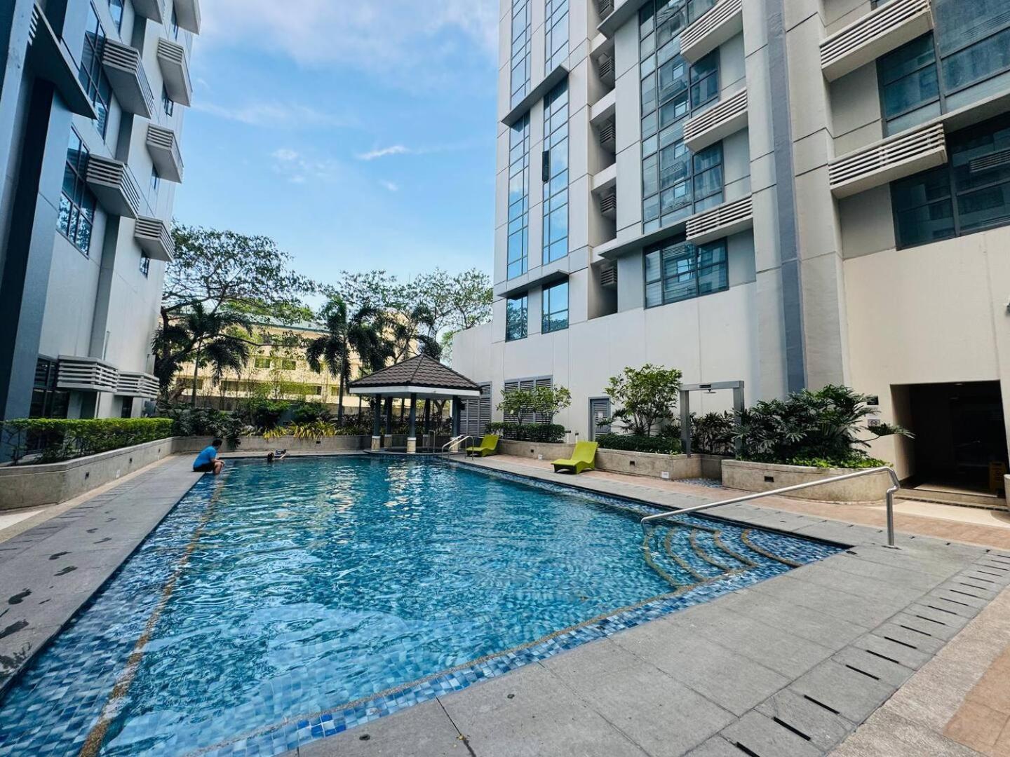 Studio At Viceroy T4 Florence Way Manila Luaran gambar
